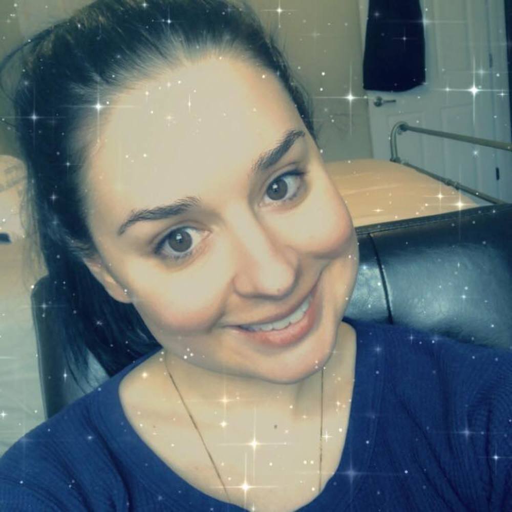 Meet your Posher, Alexis